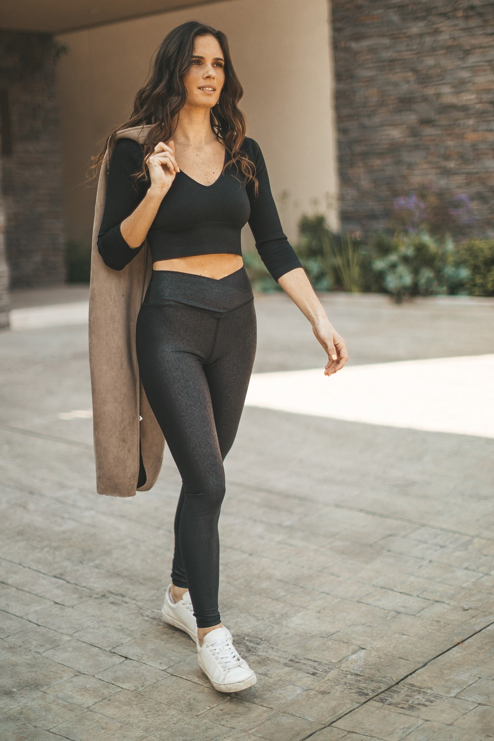 Brami Melania Mangas Negro